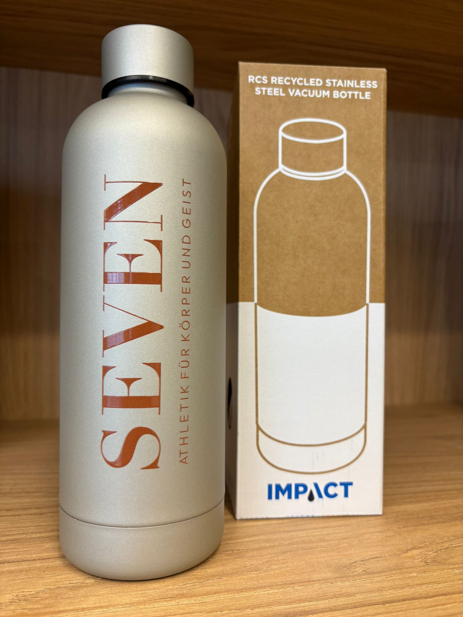 Trinkflasche – Beige mit Logo