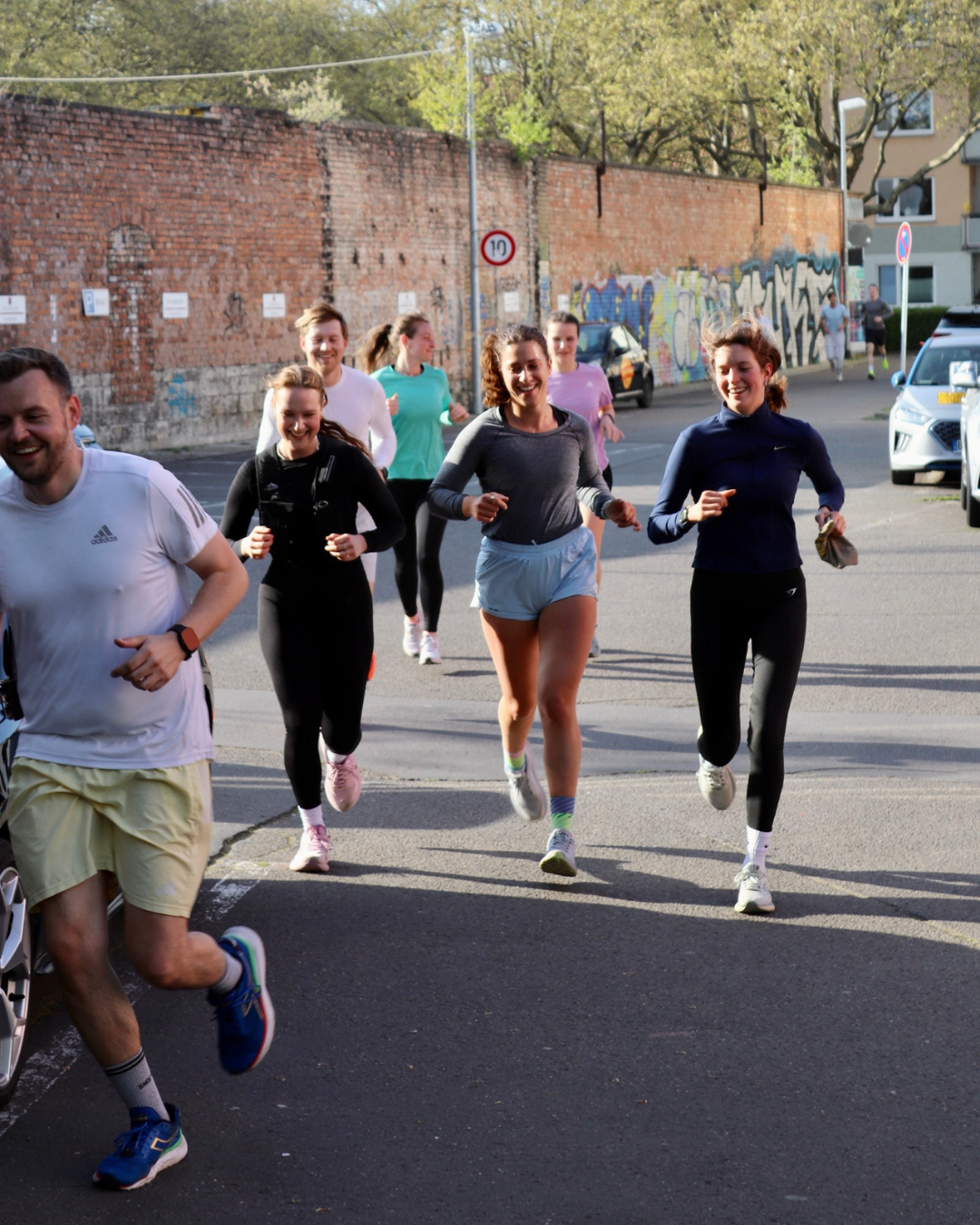 Zieleinlauf beim SEVEN Running Club